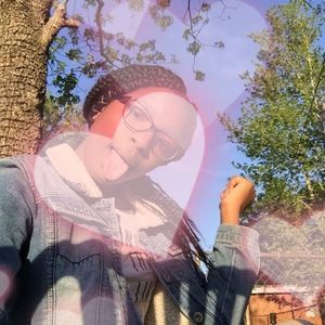 Meet your Posher, Anyah